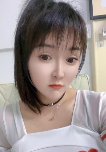 南山娜娜小姐姐