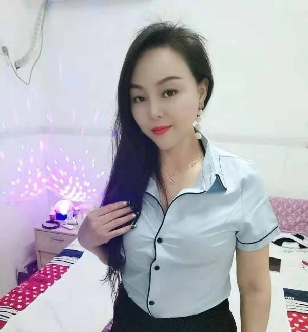 南山风骚娇娘