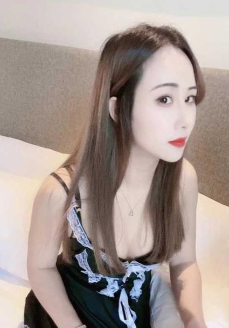 服务系小少妇灵灵