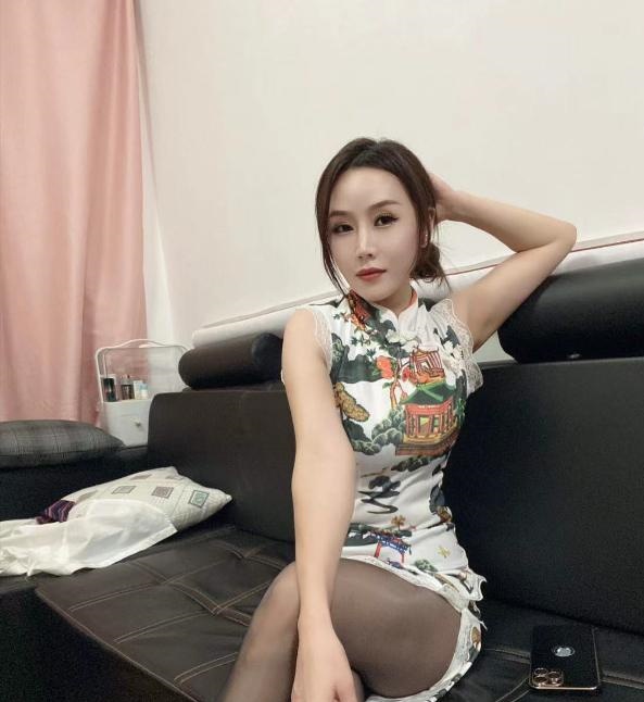 骚丝女王小雅