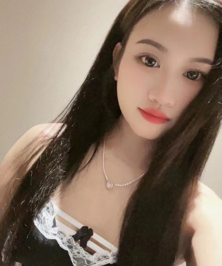 可爱妹子雪雪