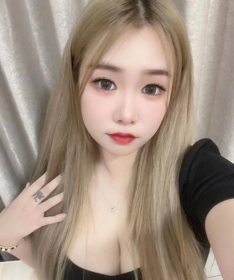 南昌大胸年轻妹子