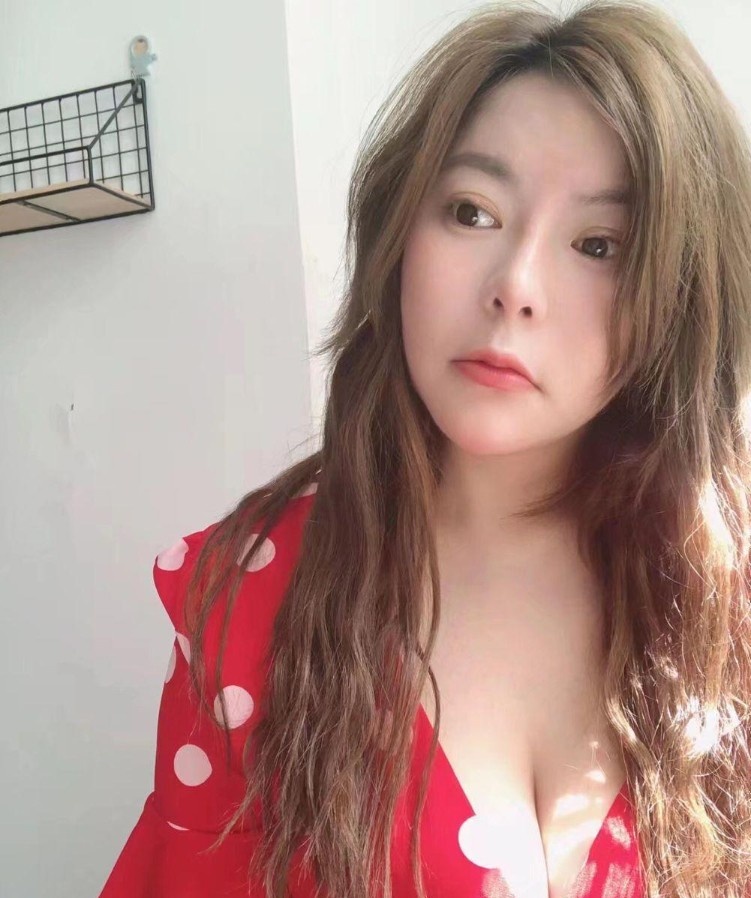 西安大扎肥臀嫩妹