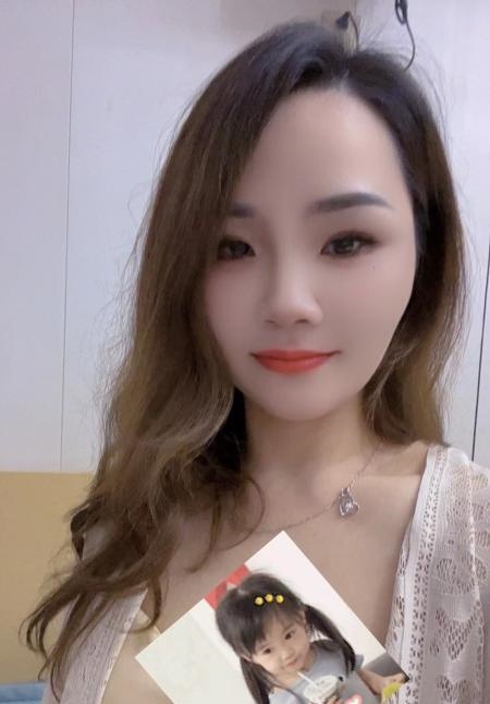 骚气大长腿御姐少妇