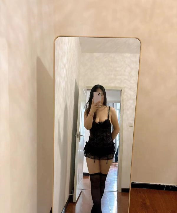 性感黑丝贝贝