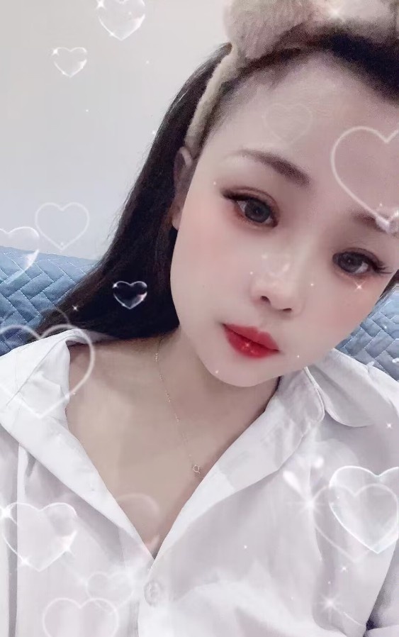 市北C40大胸小姐姐
