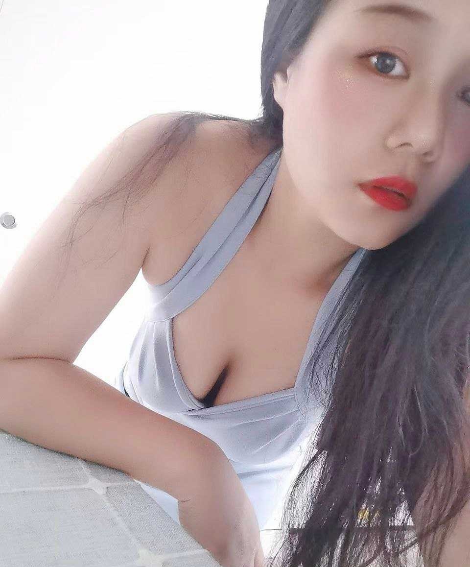 风骚E奶个人少妇