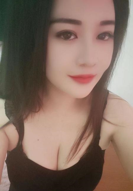 返食七宝秀秀