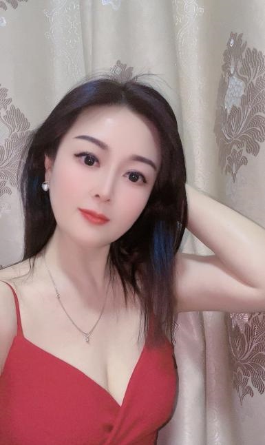 白云小琼