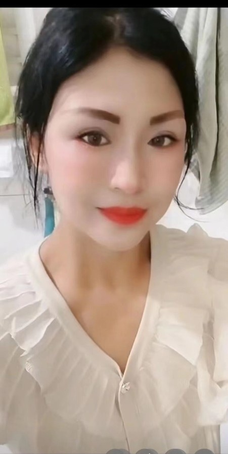 道里区性感大方漂亮的小少妇