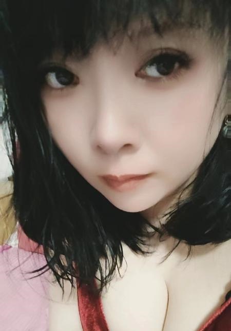 潘家园奶牛少妇