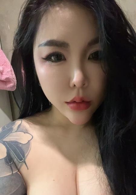 中项御姐小野猫