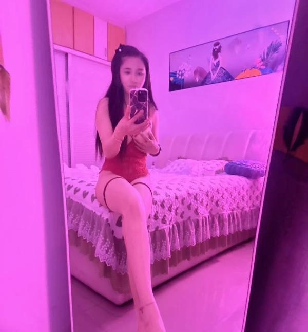 园区小骚货