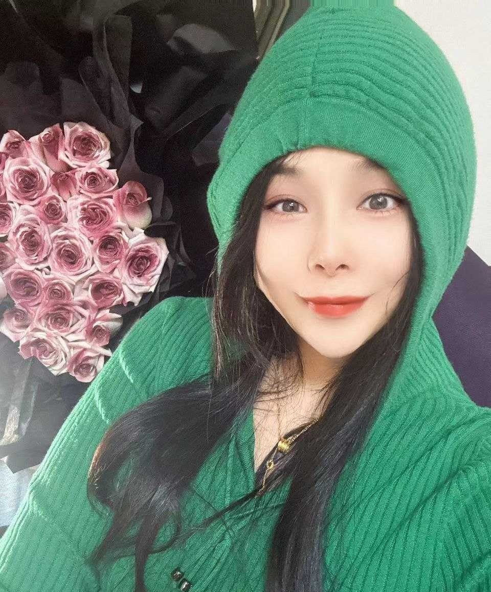 体验苗条刺激风骚小少妇