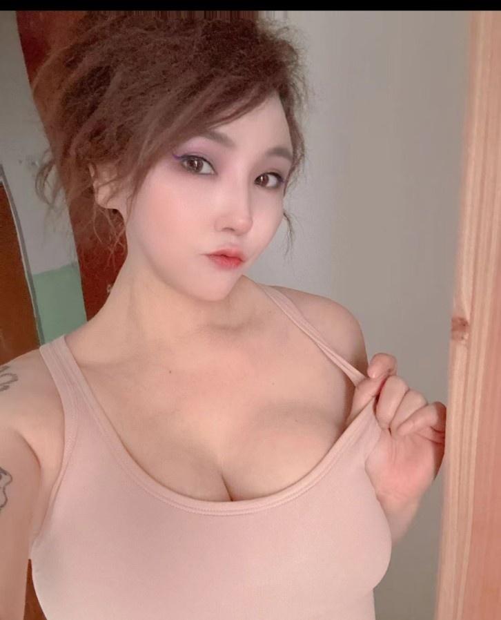 南京夫子庙美少妇
