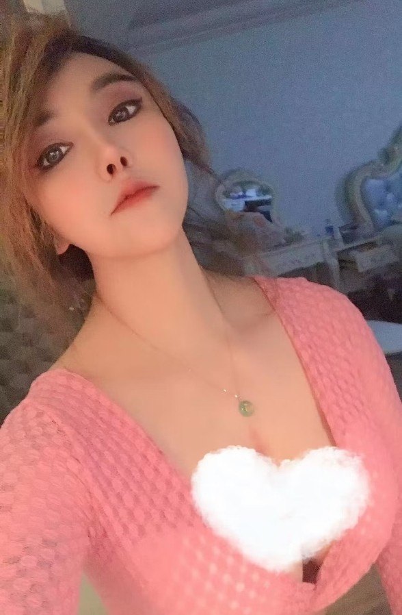 南京夫子庙美少妇