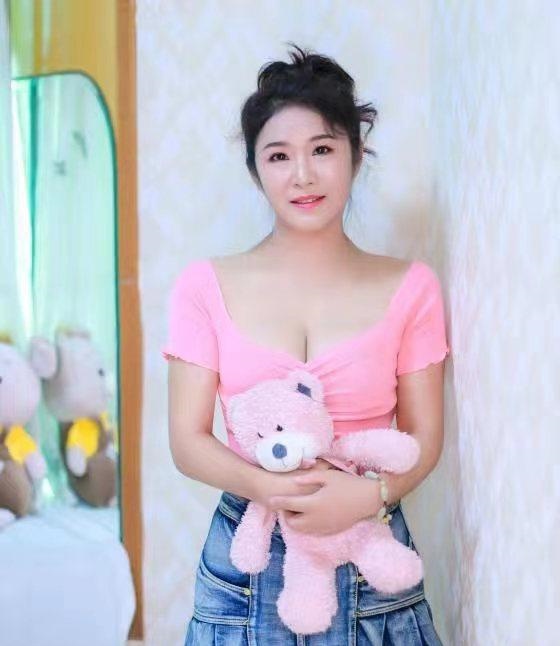 罗湖区熟女英姐