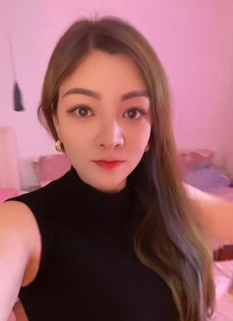 石狮风情少妇