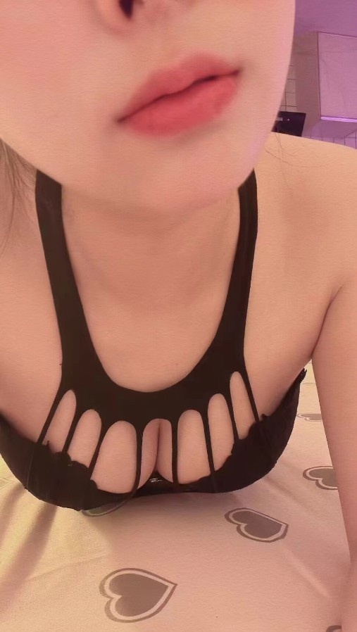 专业的小姐姐