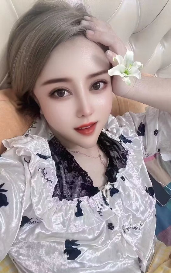 轻熟二嫂子