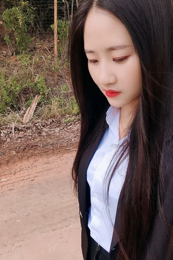 白领小少妇