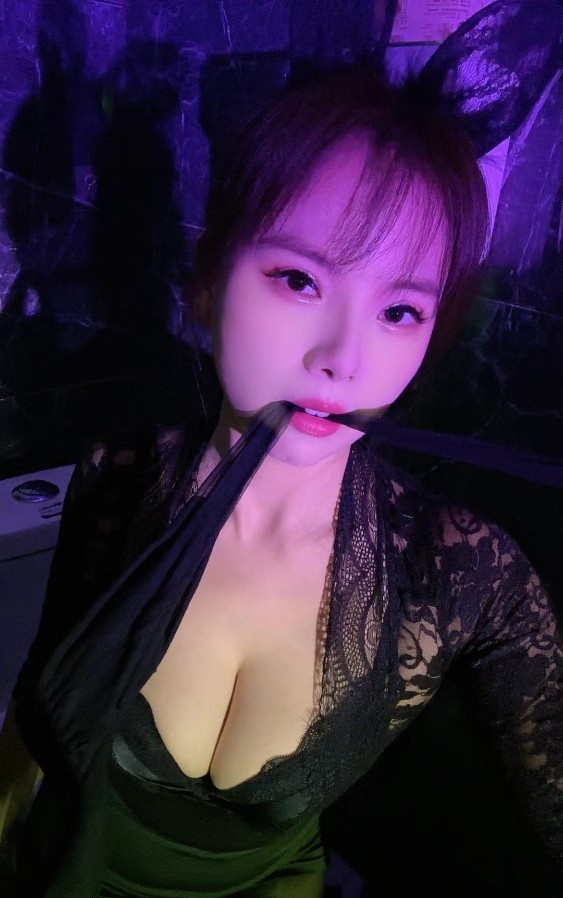 西湖制服诱惑如意