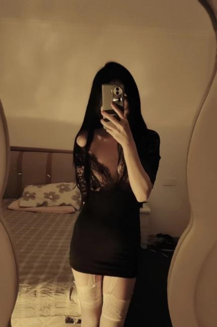 马群初恋女友感妹子