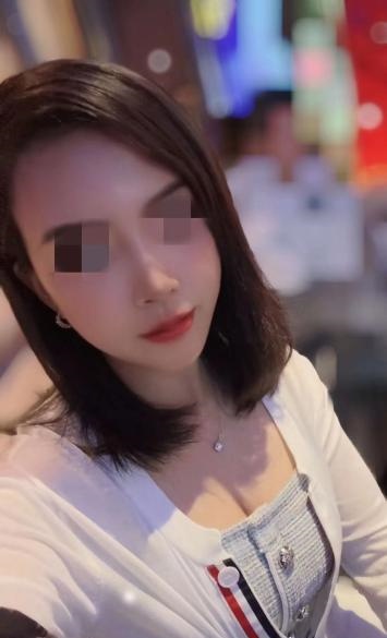 骚晶晶的抓龙筋