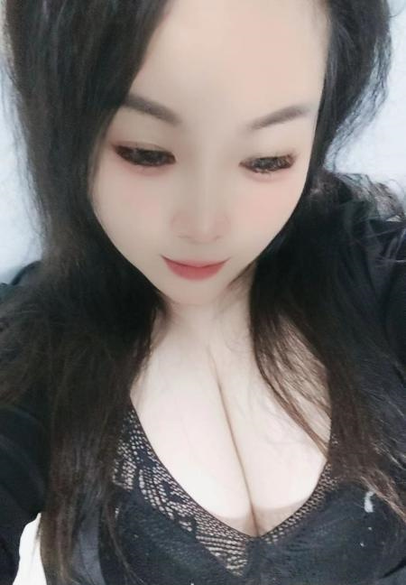 罗湖大奶表妹