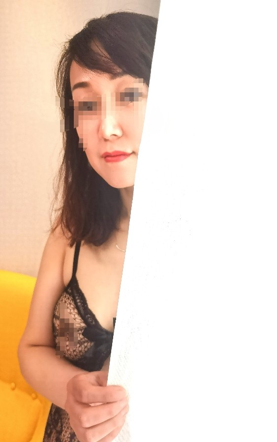 口爆中项大号奶妹