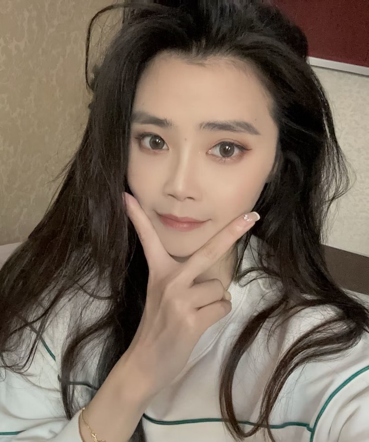 高个美女