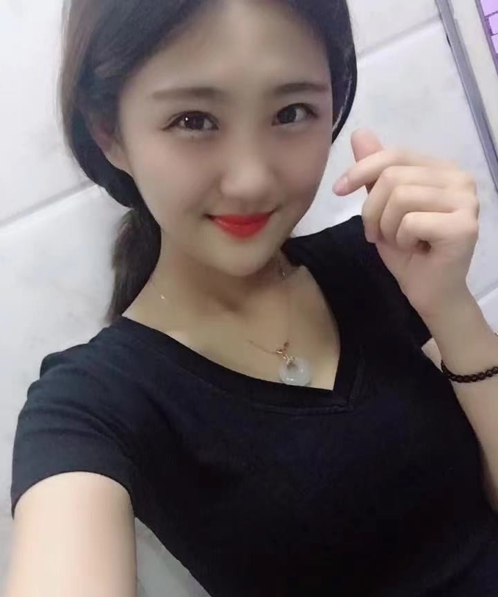 一个邻家小妹妹