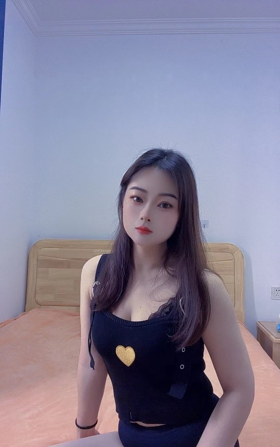 秦淮白嫩小嫩妹