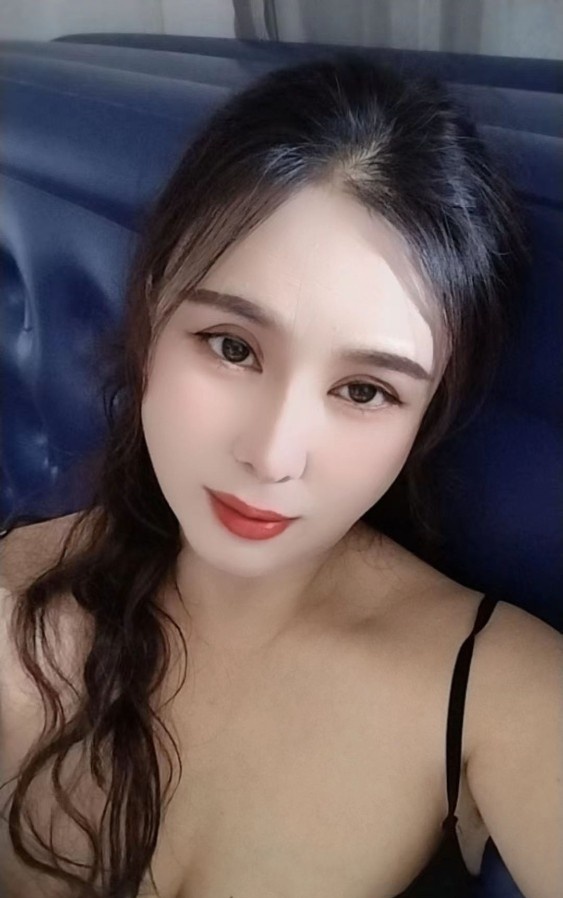 莉莉