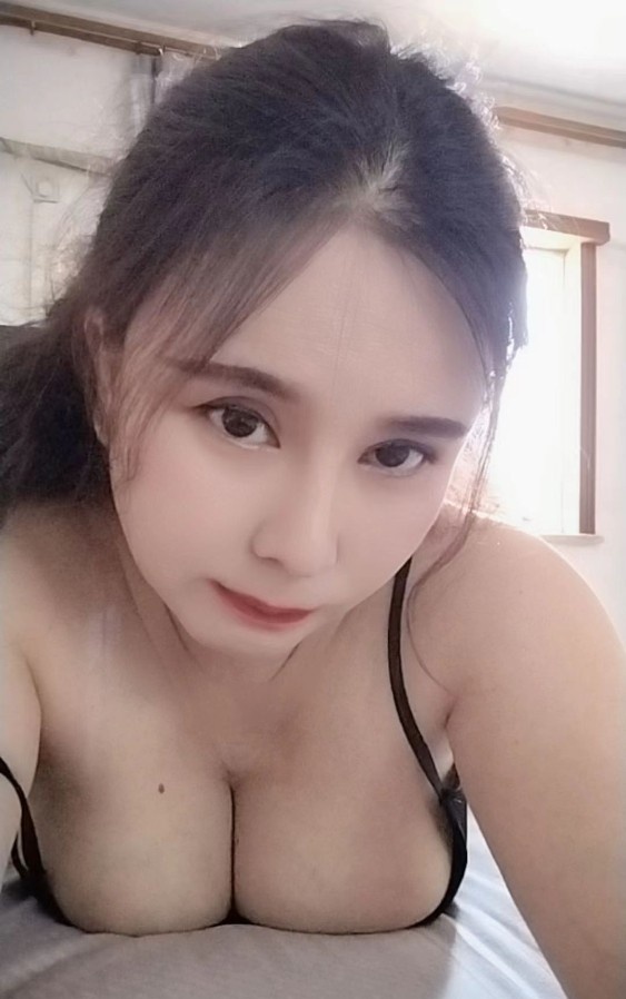 莉莉