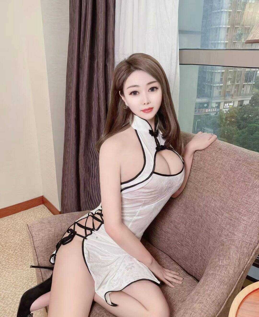 角色调情内射大奶妹