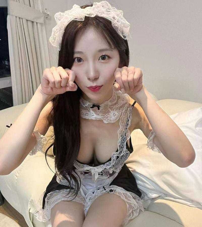 胸手感不错的少少
