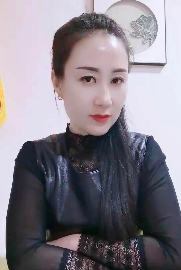 大战黑丝少妇