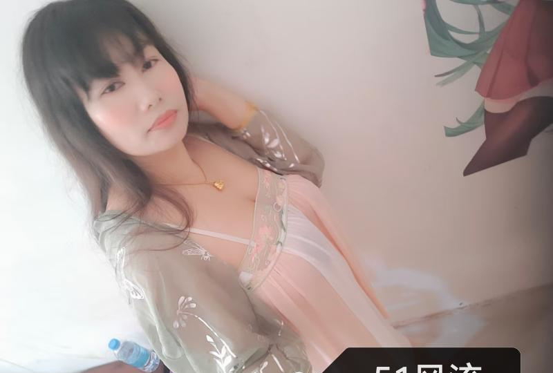 巨乳少妇