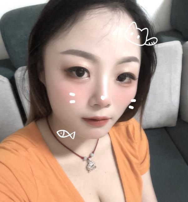 温柔女友型小妹