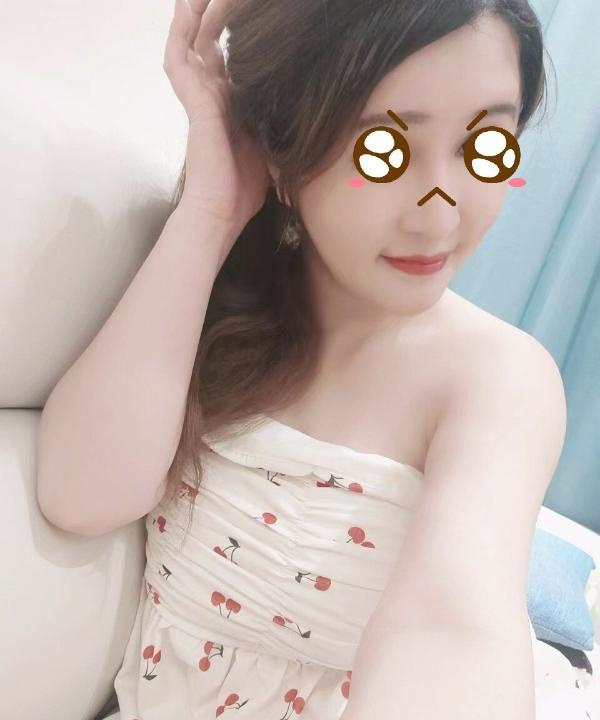 龙岗骚静静