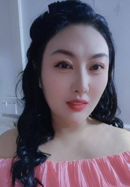 海珠石溪地铁东北少妇
