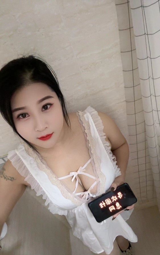 西湖性感兔女郎