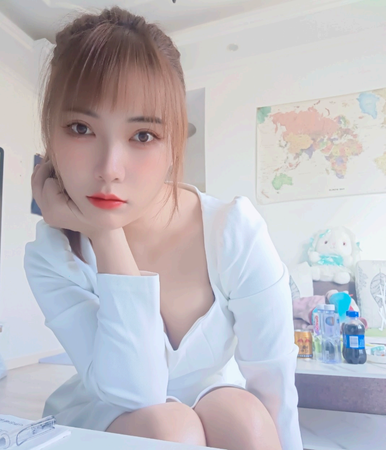 琪琪小姐姐