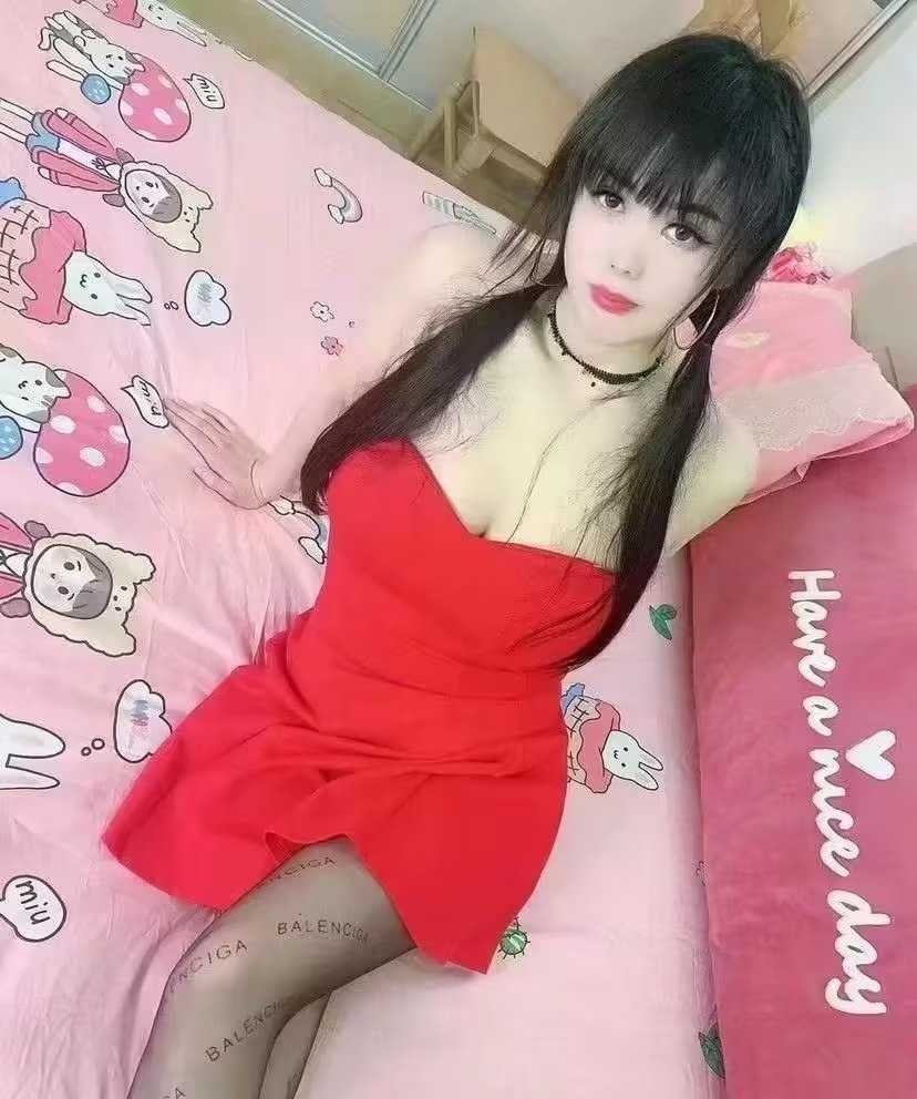 黄埔#居家按摩+推油 角色扮演的小英