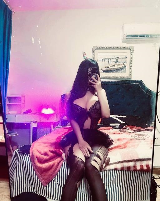 性感反差女友馨菲