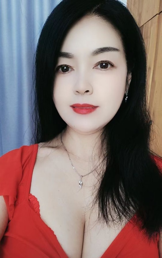 大乳肥臀熟女