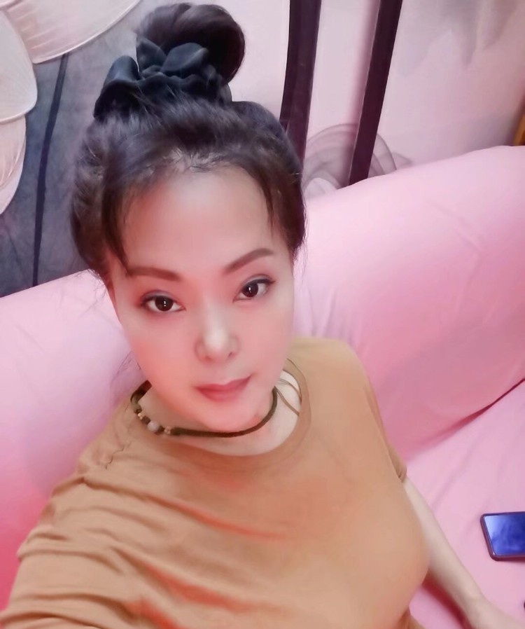 性价比泻火熟女