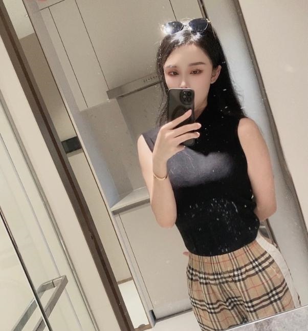 罗湖倾城美女