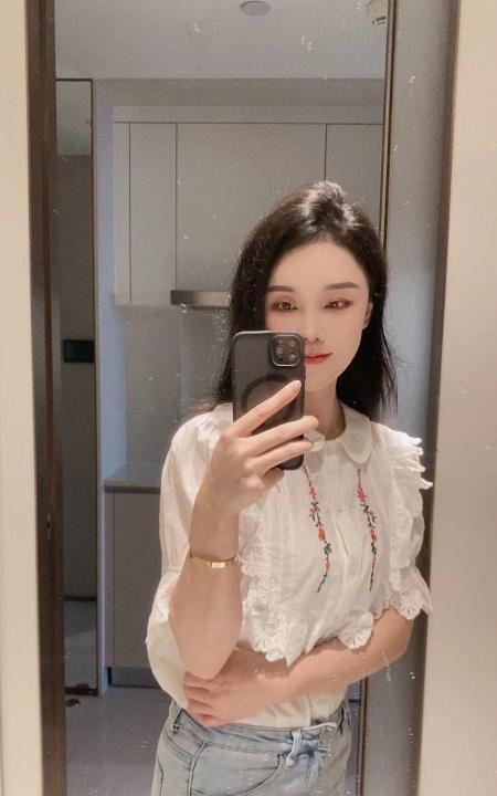 罗湖倾城美女